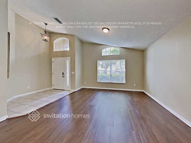 Photo - 731 Bridgeway Blvd