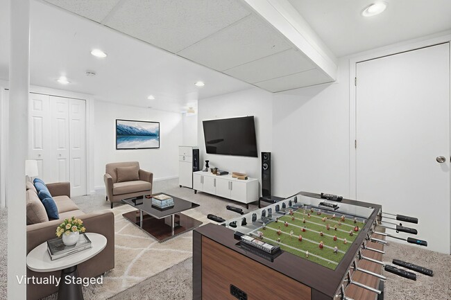 Photo - 560 S Ann Arbor St