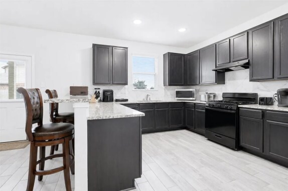 Photo - 128 Shining Point Dr