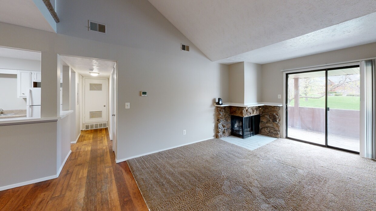 Photo - Cedar Heights Apartments