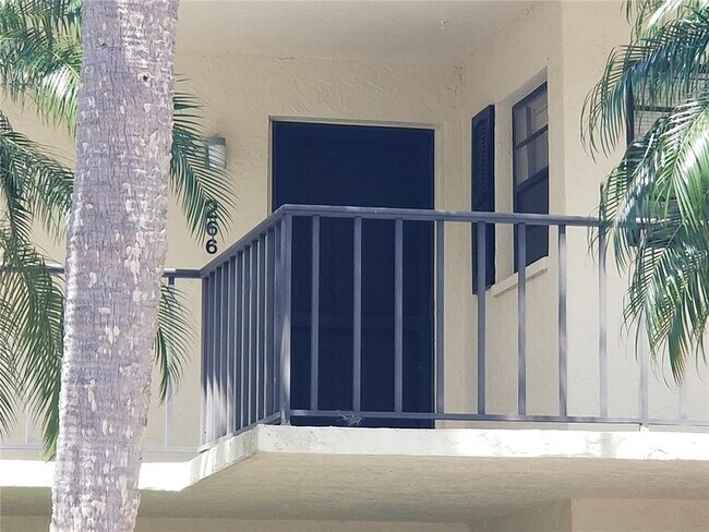 Photo - 7050 Fairway Bend Ln Unidad 266