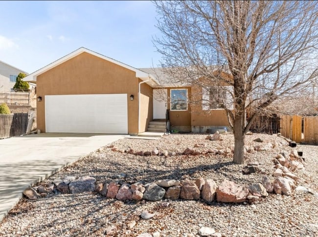 Photo - 2202 Cowhand Pl House