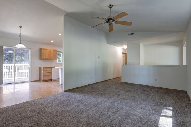 Photo - Charming 3 Bedroom Home Nestled Among the Trees in Bonney Lake – Spacious & Private