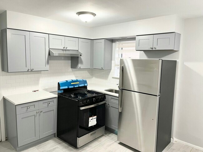 Building Photo - 9212 S Kedzie Ave Unit 1W