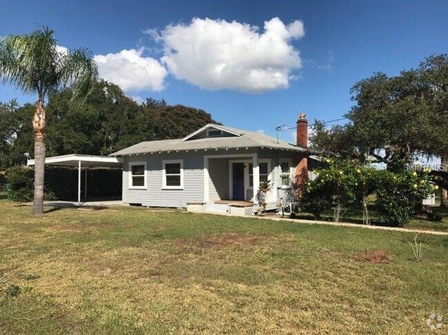 Building Photo - 17548 9th St Rental