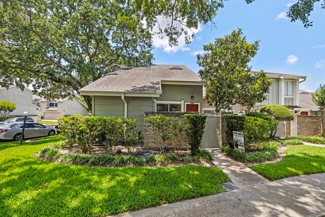 Building Photo - 13002 Greenway Chase Ct