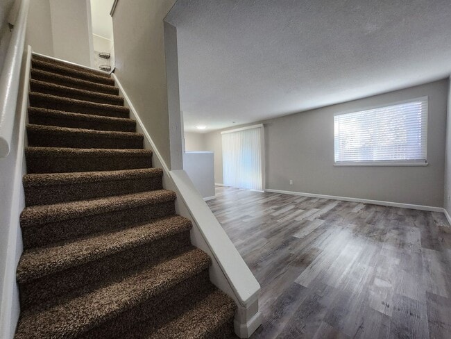 Photo - 1626 S Cascade Ave Unidad A