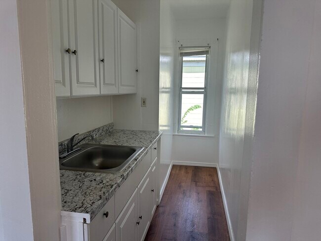 Photo - 14 Hooper St Unit 3