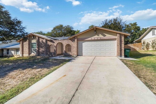 Building Photo - Charming 3-Bedroom Home Available for Rent!