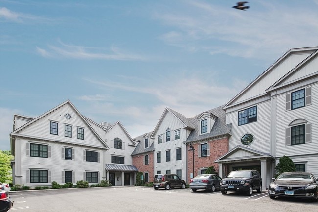 Photo - Spinnaker Crest