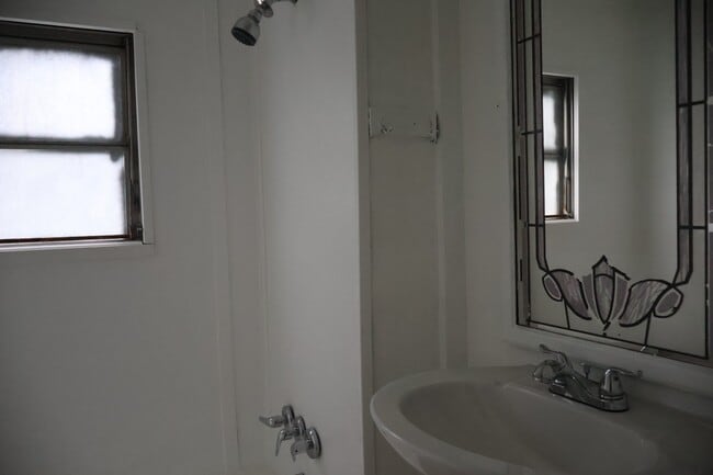 Photo - 149 Alby Loop