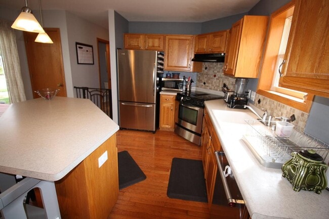 Photo - 801 Carina Ln