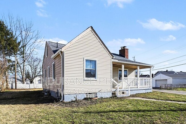 Photo - 2710 Hazel Ave