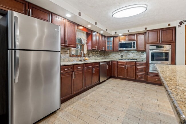 Photo - 85 Merseles St