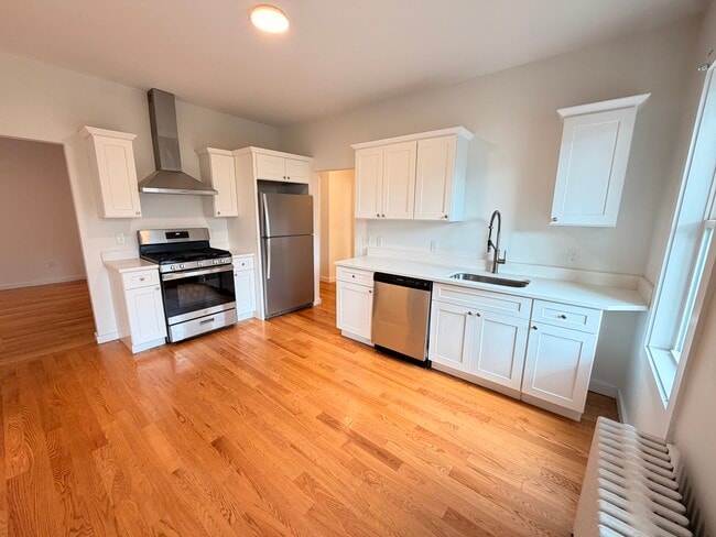 74 Mora St Unit 1