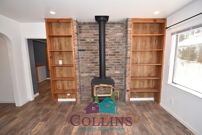 11363 Cedar Ridge Dr