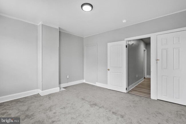 Photo - 3856 Olive St