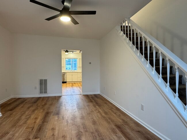 Photo - 16 Sycamore St