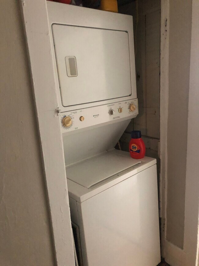 Photo - 131 N Bedford St