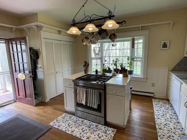 Photo - 954 Old Lynchburg Rd