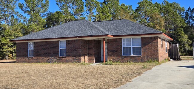 Building Photo - 1005 Lamar Ct