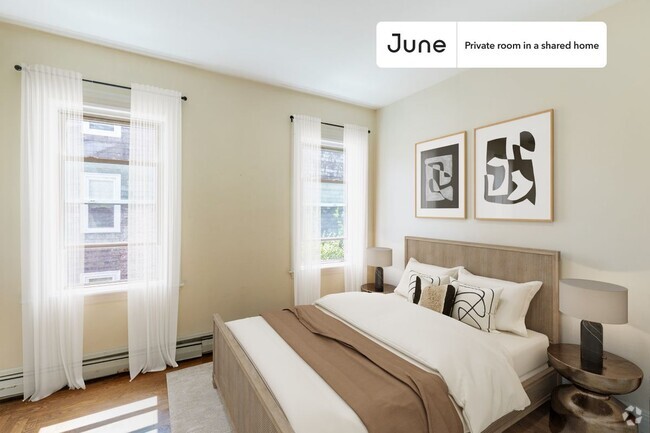 Building Photo - Private bedroom in 3 bed/1 bath Home