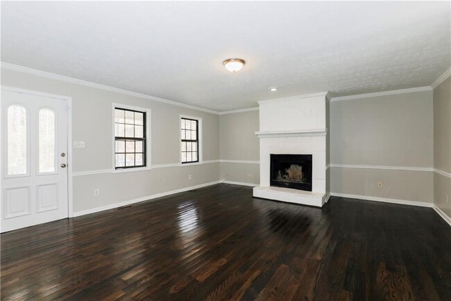 Photo - 2929 Pine Grove Dr