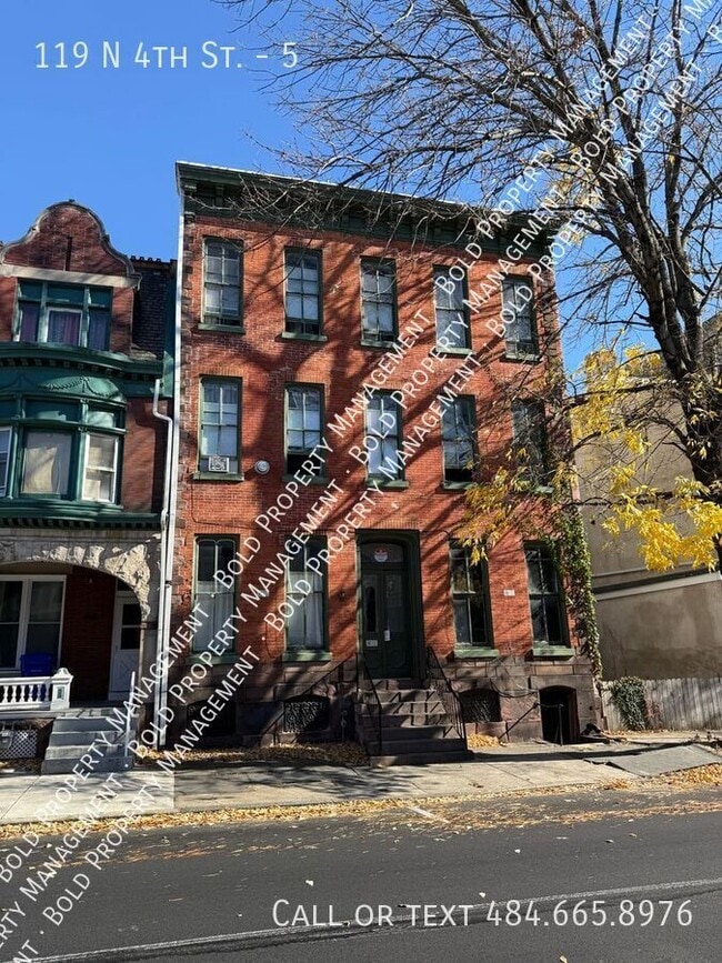 Building Photo - 119 N 4th St Unit 5