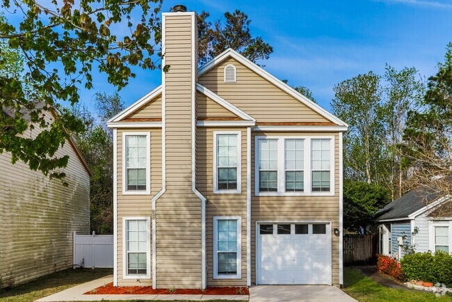 Building Photo - 588 Staffordshire Dr Rental