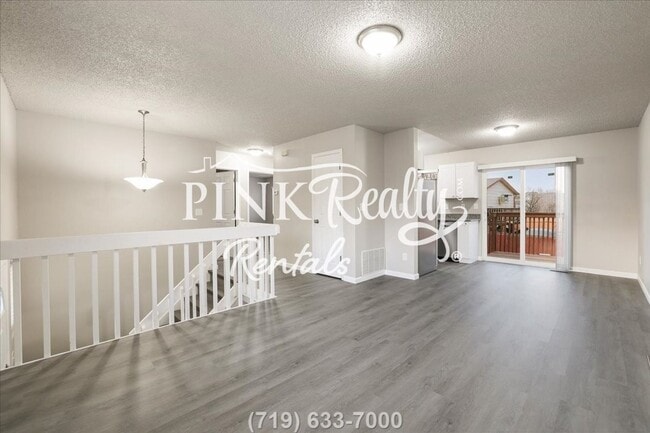 Photo - 600 Harvest Field Way