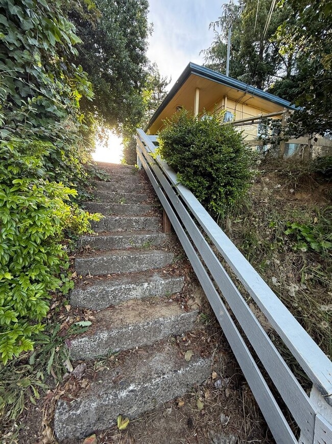 Photo - McPherson Duplex Unit 2086