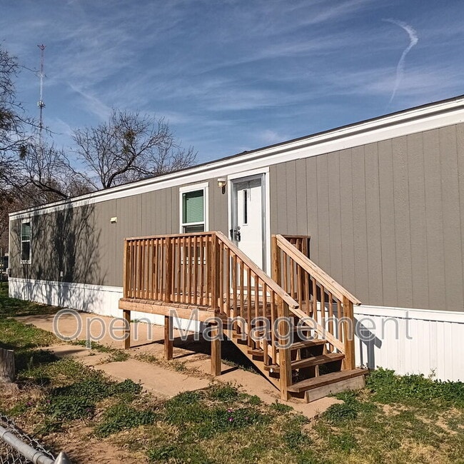 Photo - 2501 Martin Luther King Dr