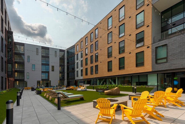 Photo - The 505 on Walnut