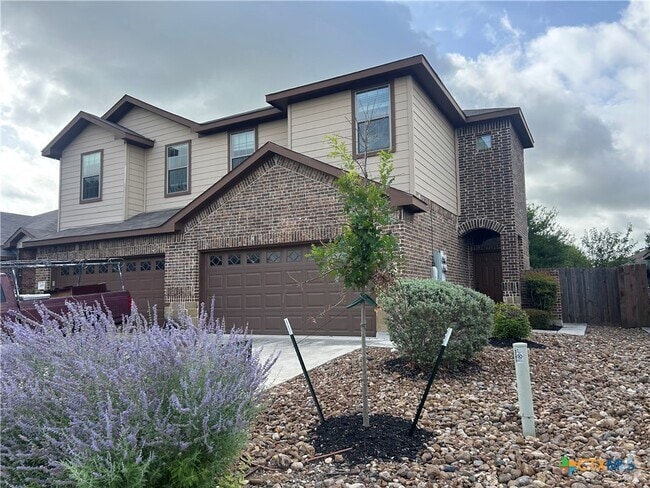 Building Photo - 665 Creekside Cir Rental