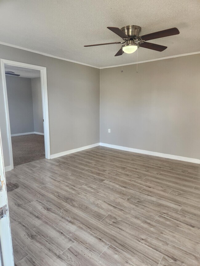 Photo - 605 S 11th St