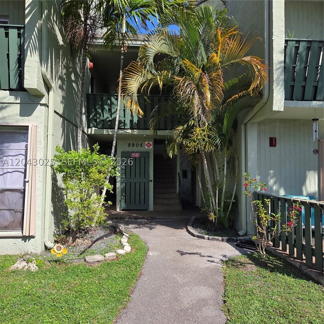 Photo - 8905 NW 28th Dr Unit B