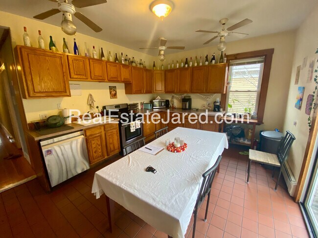 Photo - 56 Calumet St Unit 3