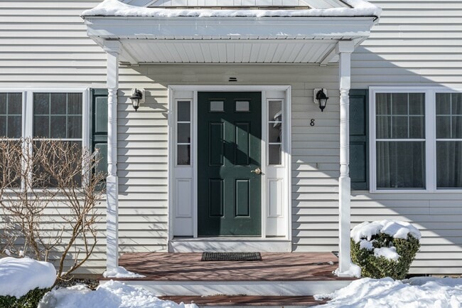 Photo - 8 Summer Hill Cir