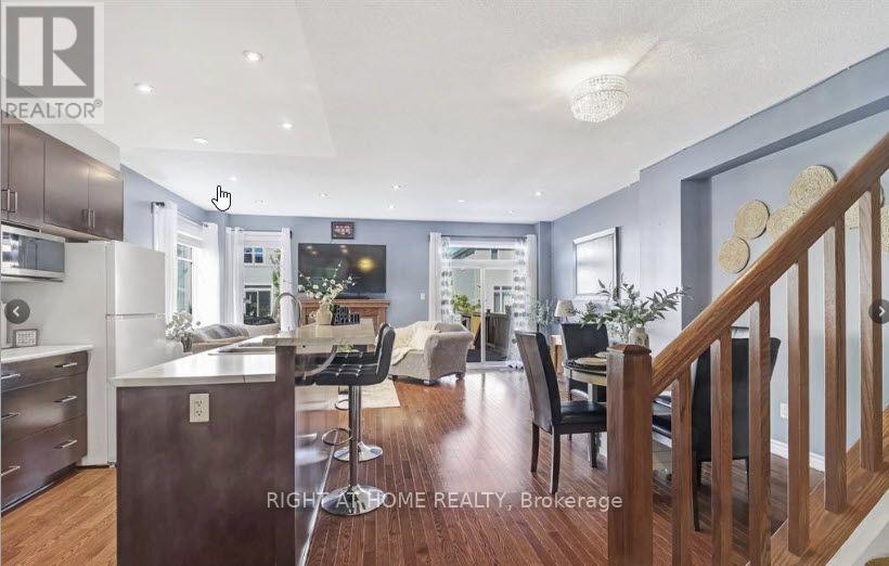 Photo - 2477 Regatta Ave
