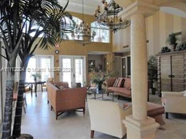 Photo - Greenhills-11032 Unit 305