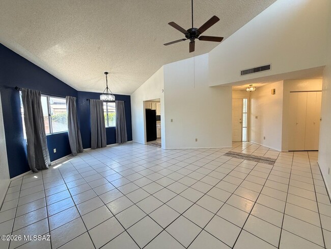 Photo - 9368 N Hampshire Dr