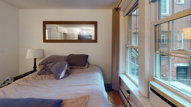 Photo - 64 W Cedar St