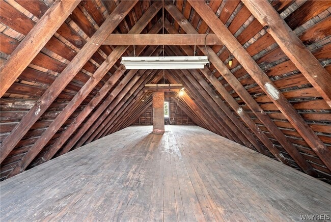 Photo - 304 W Delavan Ave