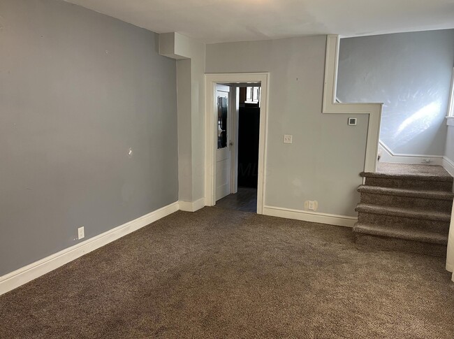 Photo - 212 E Hudson St