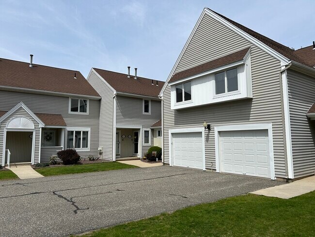 Photo - 2205 Boston Rd Unidad O144