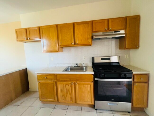 Photo - 250 S Orange Ave Unit 8