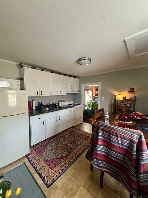 Photo - 198 Main St Unit 2