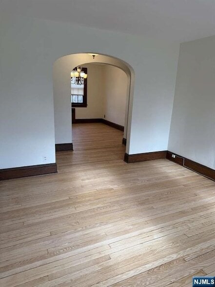 Photo - 221 Everett Pl