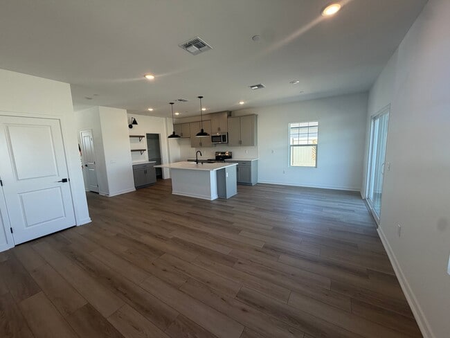6202 Gorini Ln