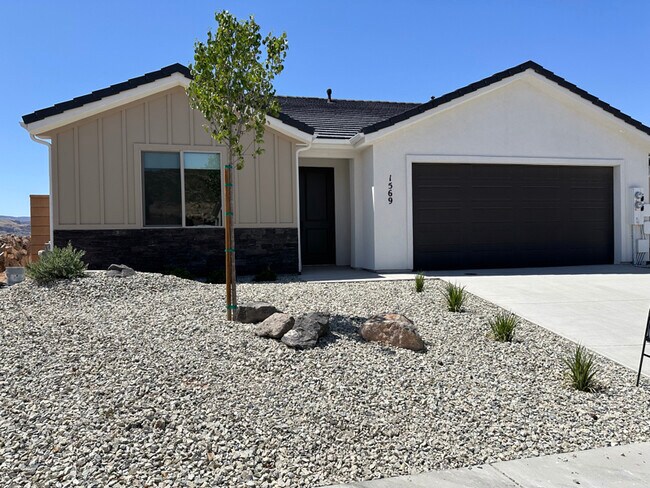 Photo - 1569 W 470 N Townhome